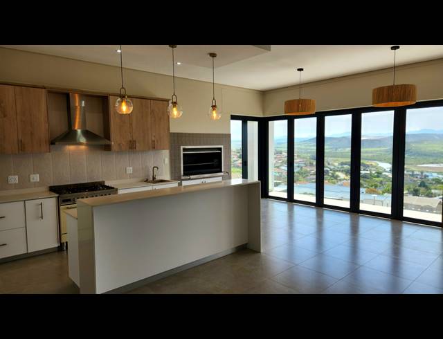 3 BEDROOM DUET FOR SALE IN HARTENBOS HEUWELS